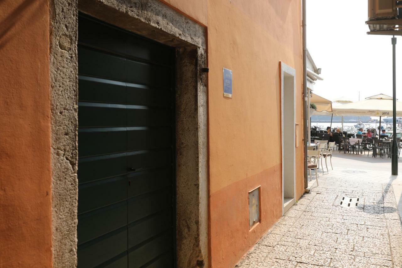 Apartment Riva Rovinj Exterior foto